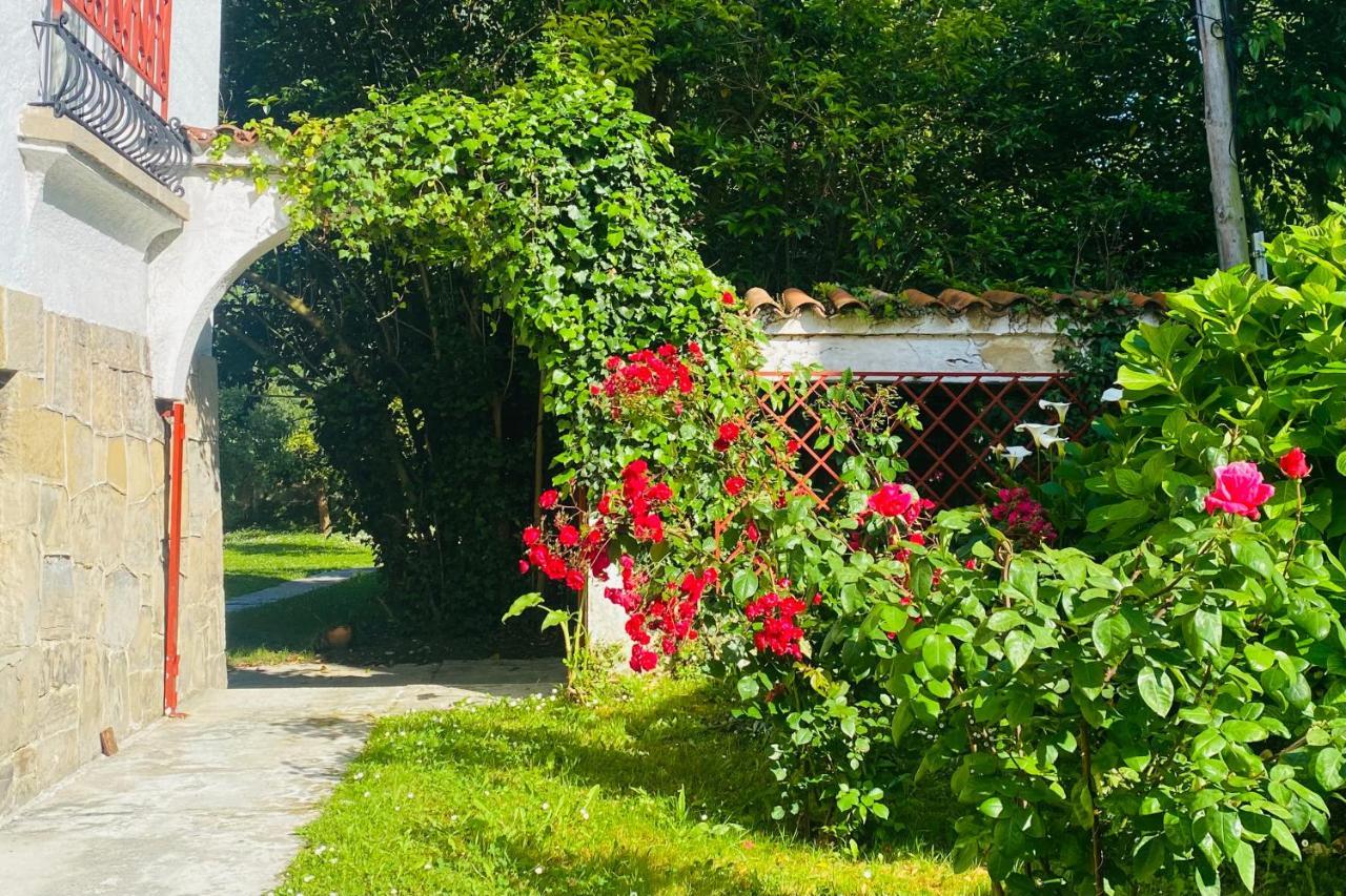 Villa Casa Vacacional Galiana Avilés Exterior foto